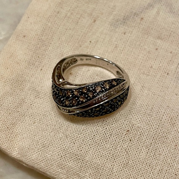 Wavy RhinestoneRing - Picture 2 of 4